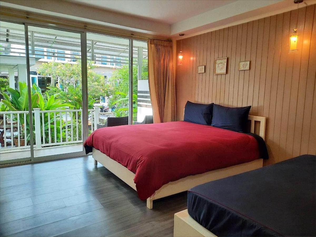 Koh Larn Riviara Hotel Bagian luar foto