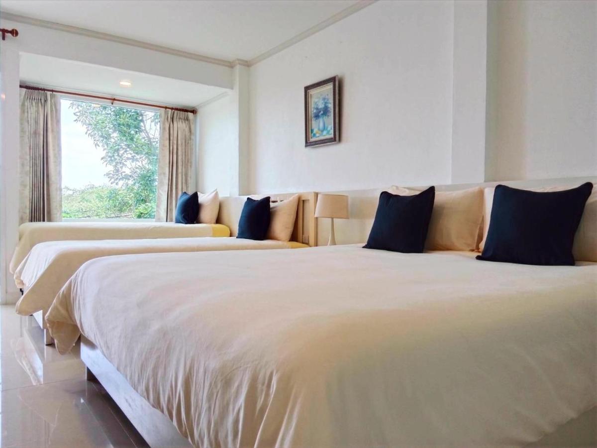 Koh Larn Riviara Hotel Bagian luar foto