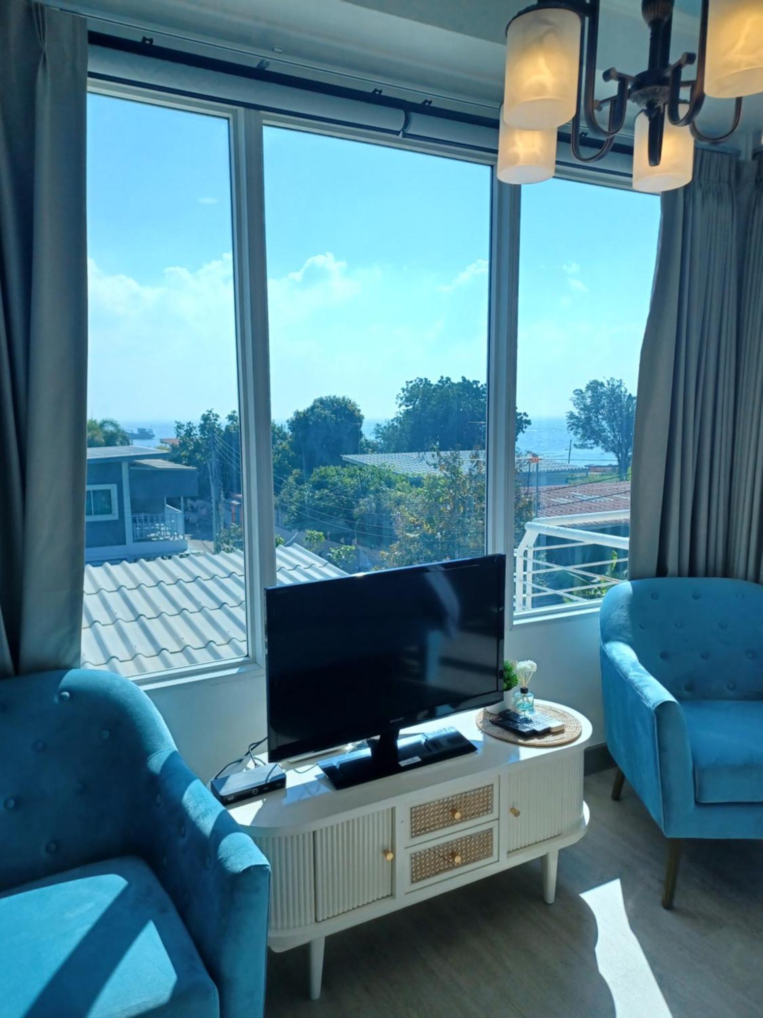 Koh Larn Riviara Hotel Bagian luar foto