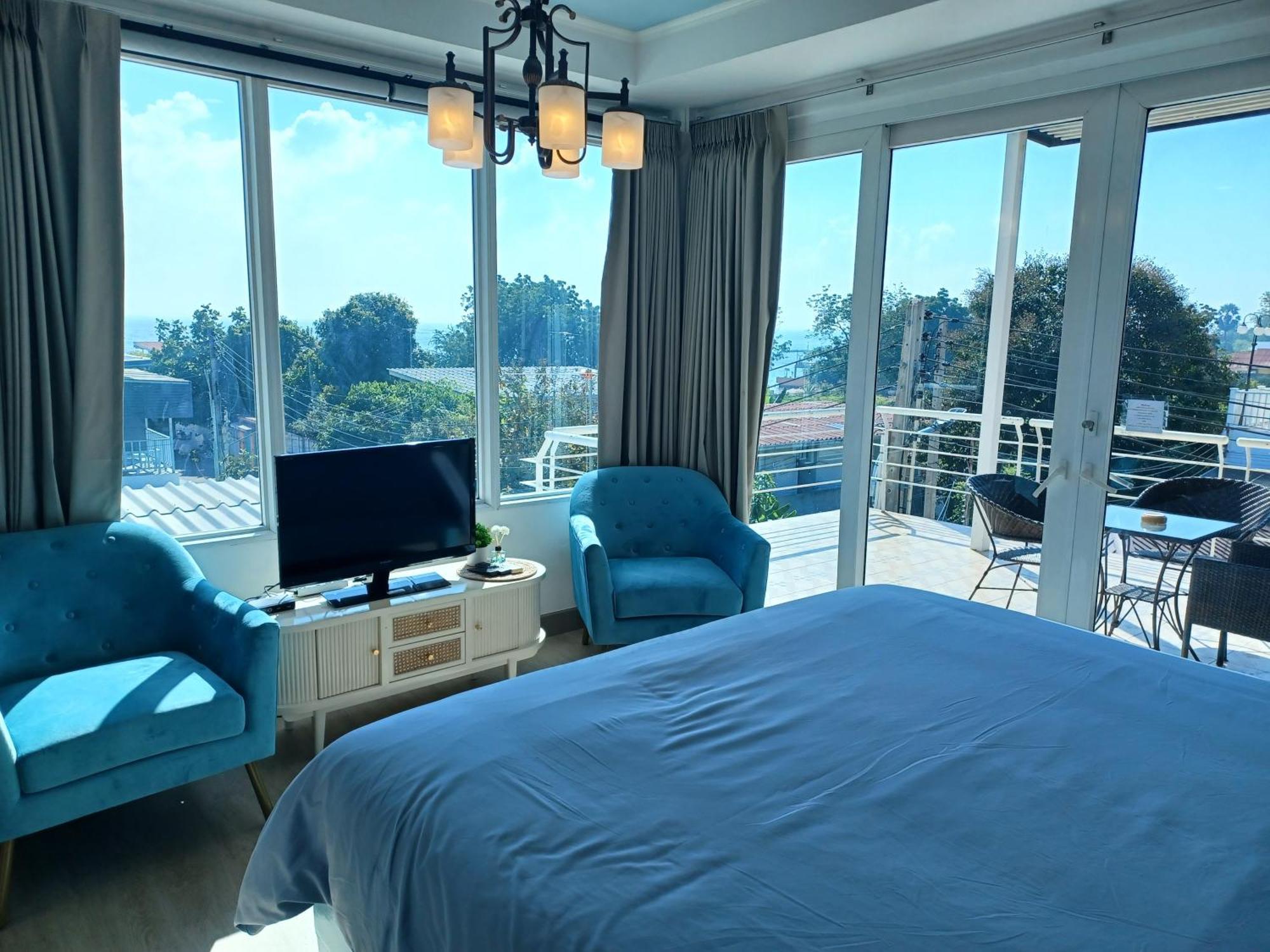 Koh Larn Riviara Hotel Bagian luar foto