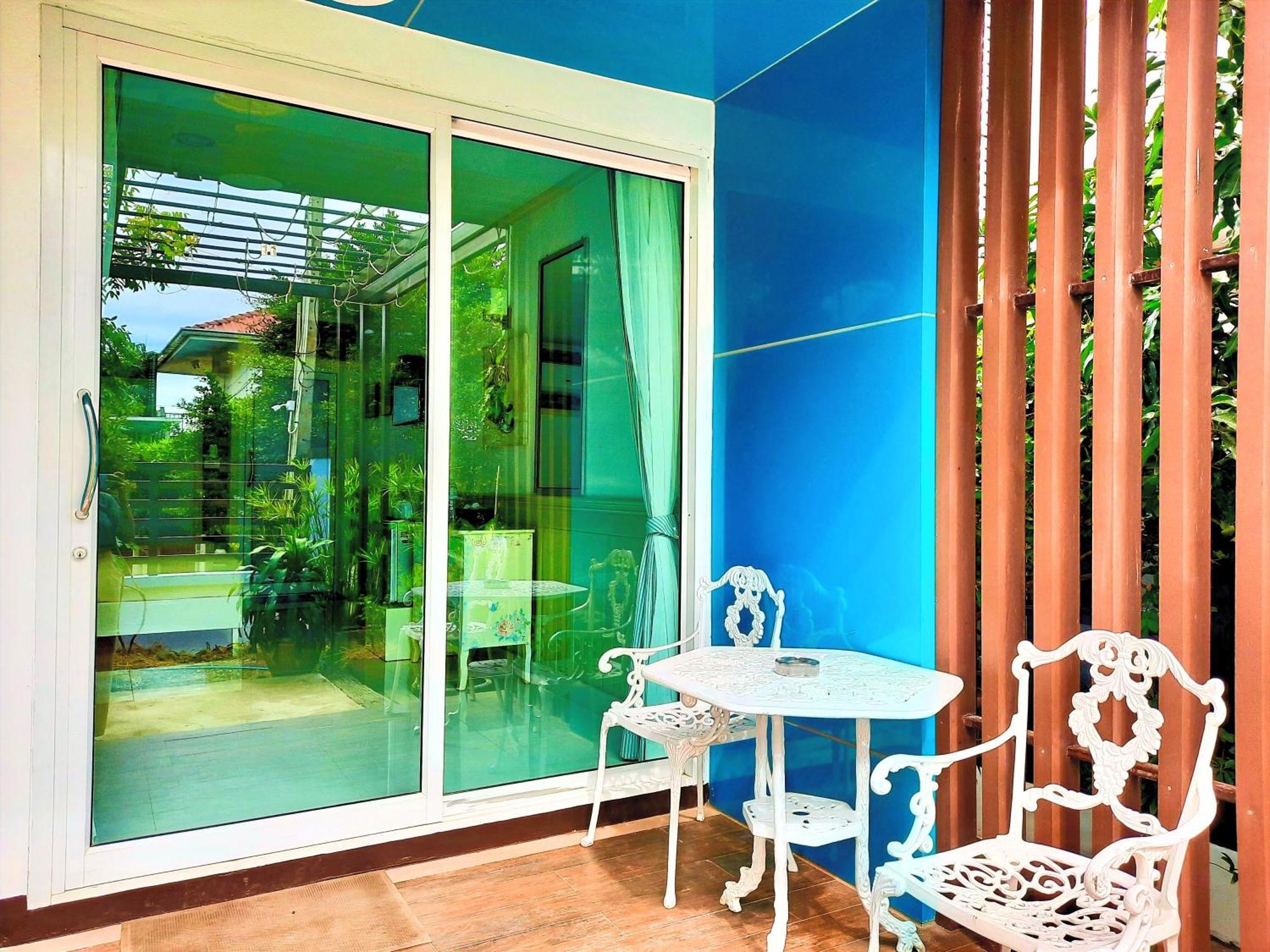 Koh Larn Riviara Hotel Bagian luar foto